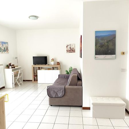 Ferienwohnung Residenza Tiziana Luino Exterior foto