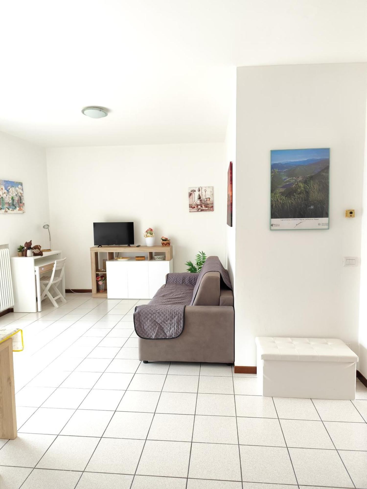 Ferienwohnung Residenza Tiziana Luino Exterior foto