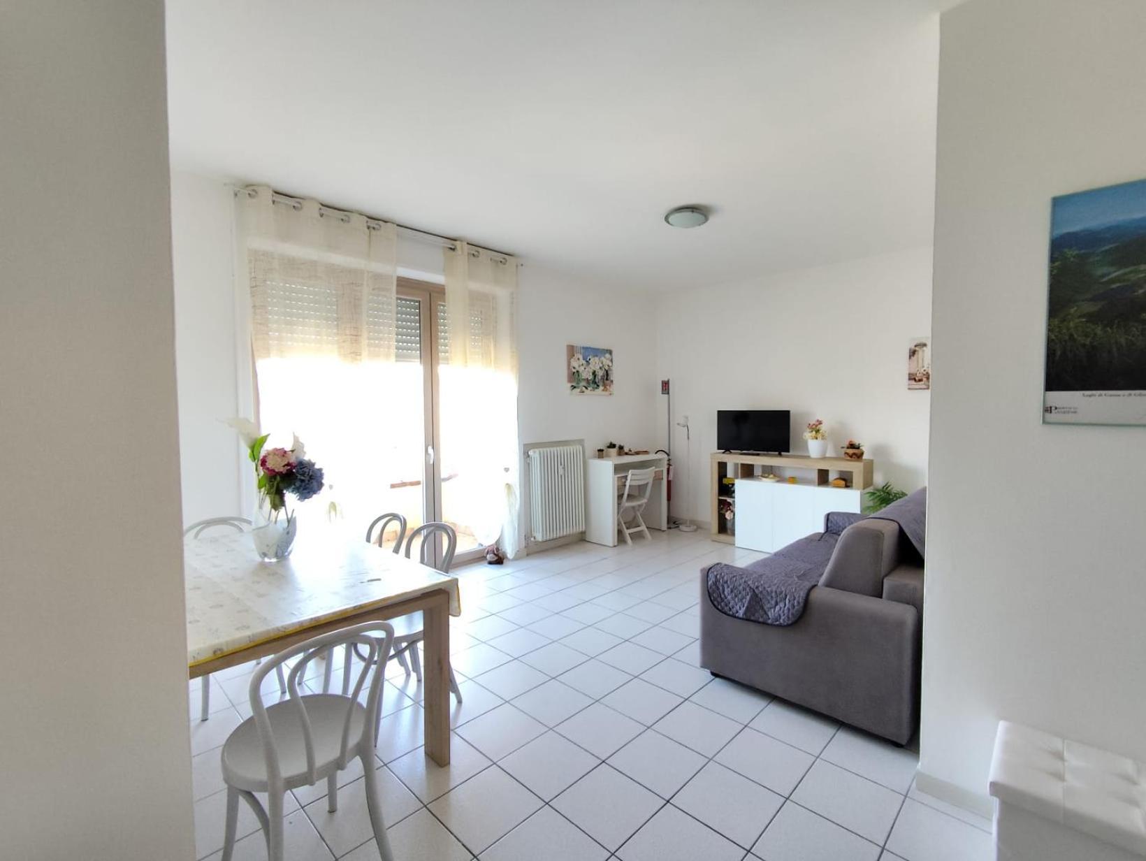 Ferienwohnung Residenza Tiziana Luino Exterior foto